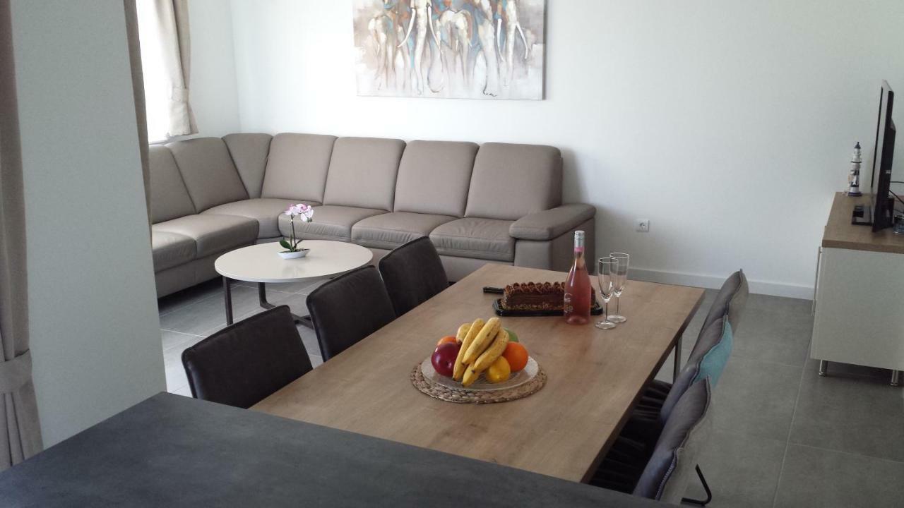 Apartment Aria Exclusive Петрчане Екстер'єр фото