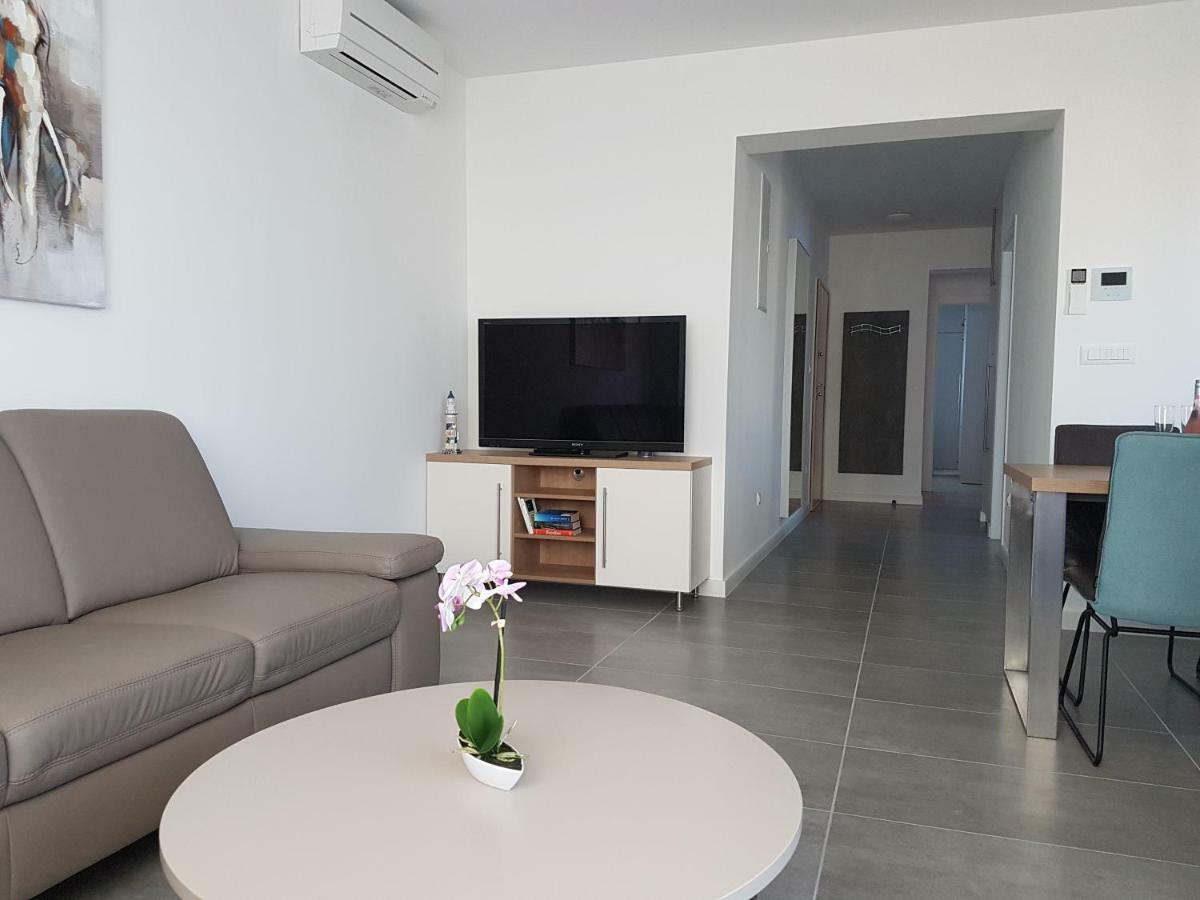 Apartment Aria Exclusive Петрчане Екстер'єр фото